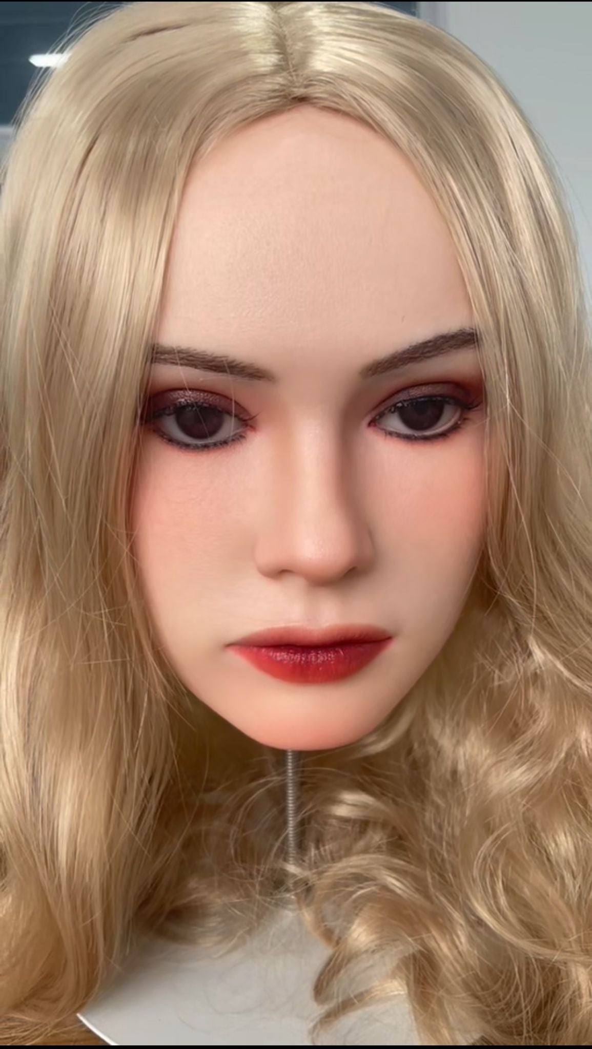 Most Advanced Sex Robot MILF Head Lesley